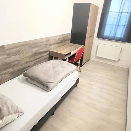 Opel2-apartmenhaus * Рюссельхайм
